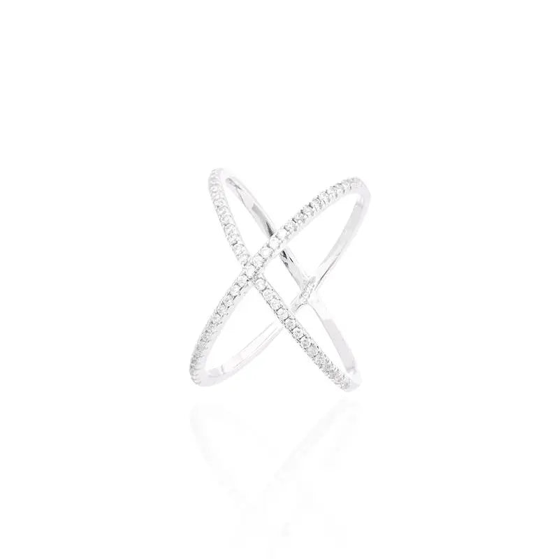 Anello con Mezza Incisione su Ogni Lato in Rodio - Zirconia Bianca