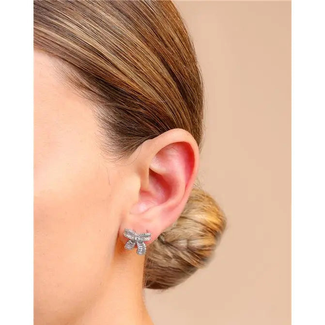 BAGUETTE BOW EARRINGS WITH POINT OF LIGHT IN THE MIDDLE, ROUND SETTING IN RHODIUM/WITHOUT STONE/WHITE ZIRCONIA