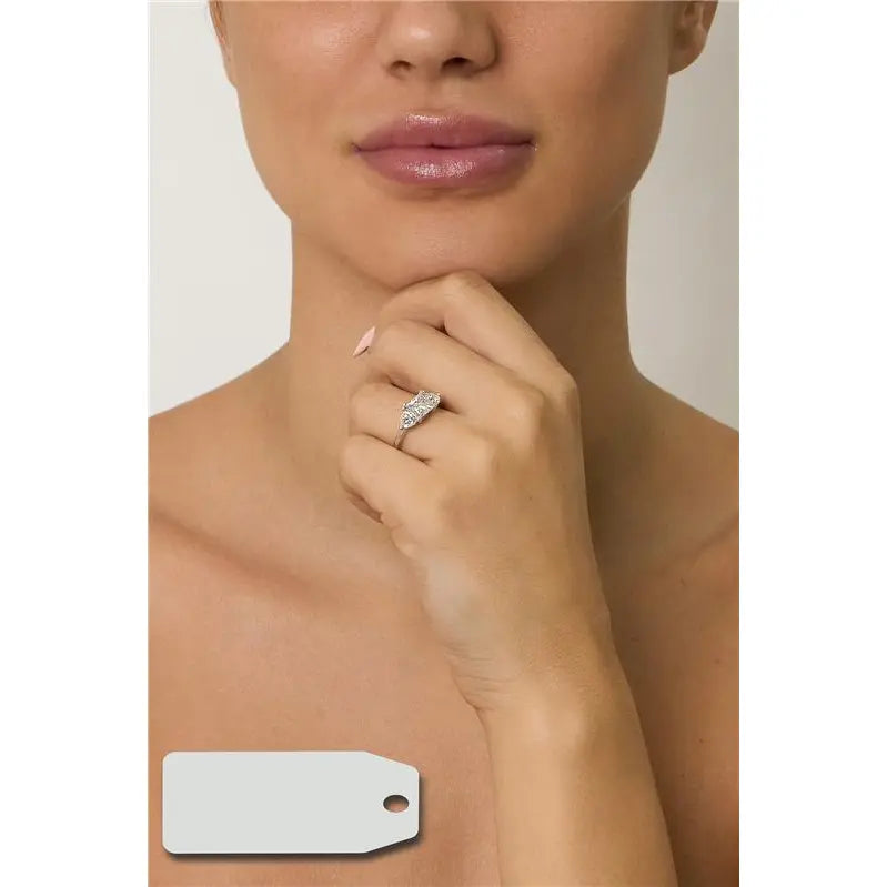 CENTRAL SQUARE RING ONE TRIANGLE ON EACH SIDE RHODIUM/MOISSANITE/SMOOTH