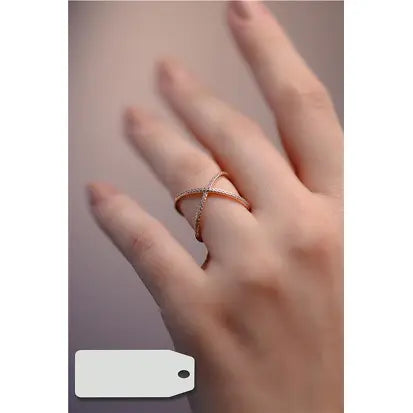 Anello con Mezza Incisione su Ogni Lato in Oro - Zirconia Bianca