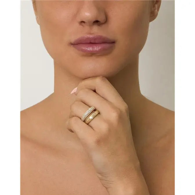 DOUBLE RING ONE PLAIN AND ONE STUDDED GOLD/NO STONE/WHITE ZIRCONIA